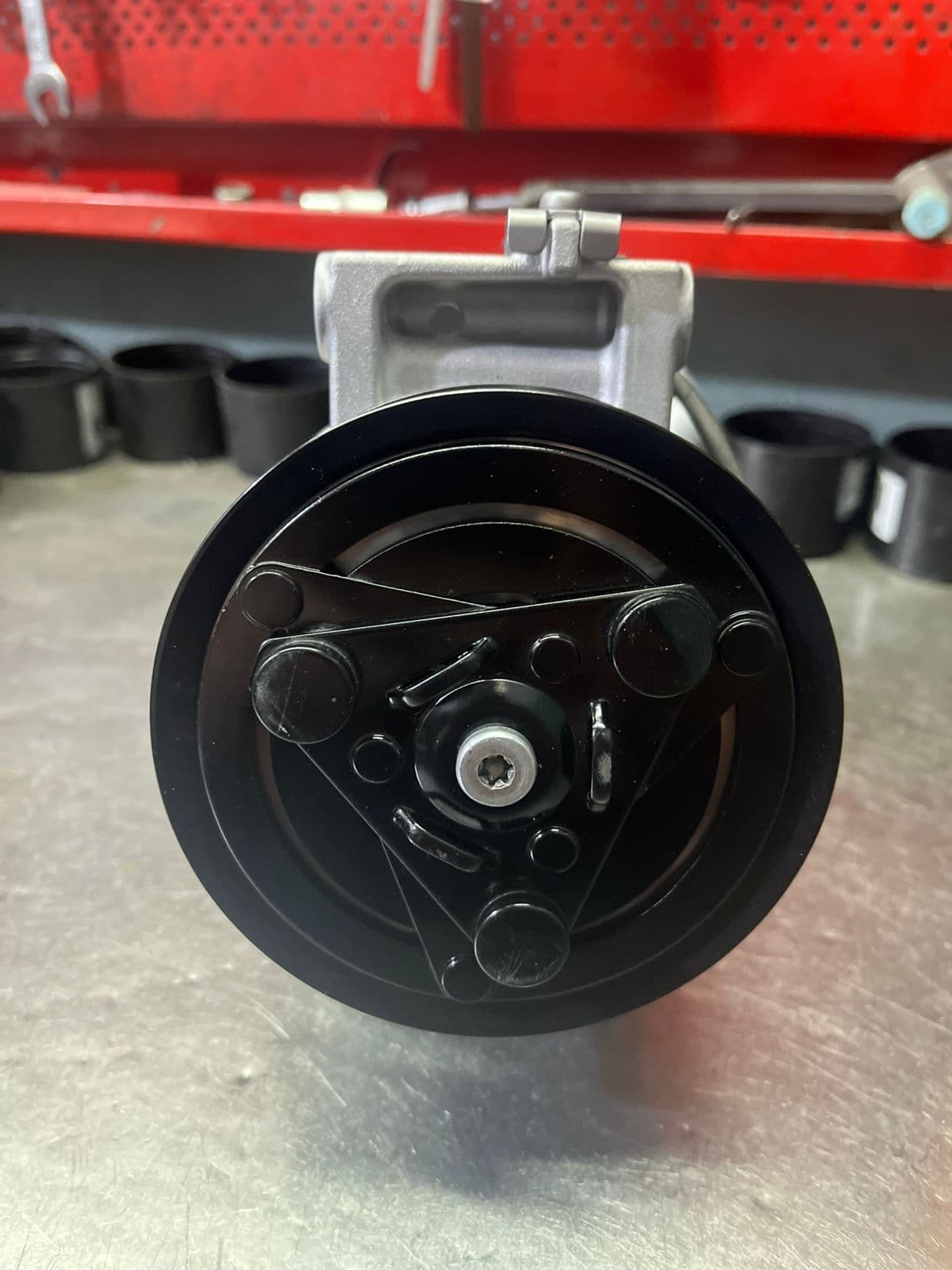 Compresor terminado — taller de Los Calvos Compresores, reparación de compresores de aire acondicionado automotor